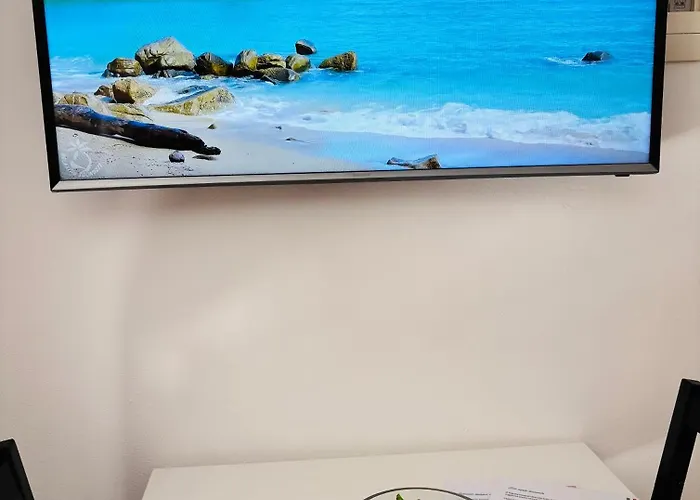 La Vie Est Belle Arona